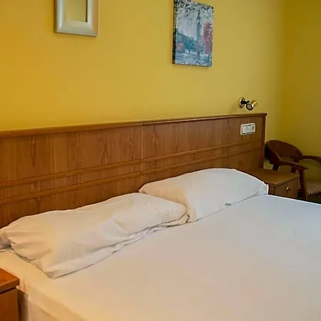 Alda Estacion Hotel